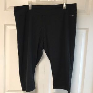 NWOT Jockey Carpri Leggings